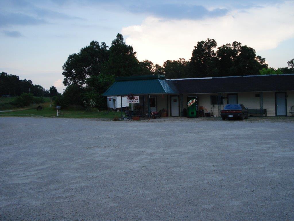 Comfort Green Motel Thayer ภายนอก รูปภาพ