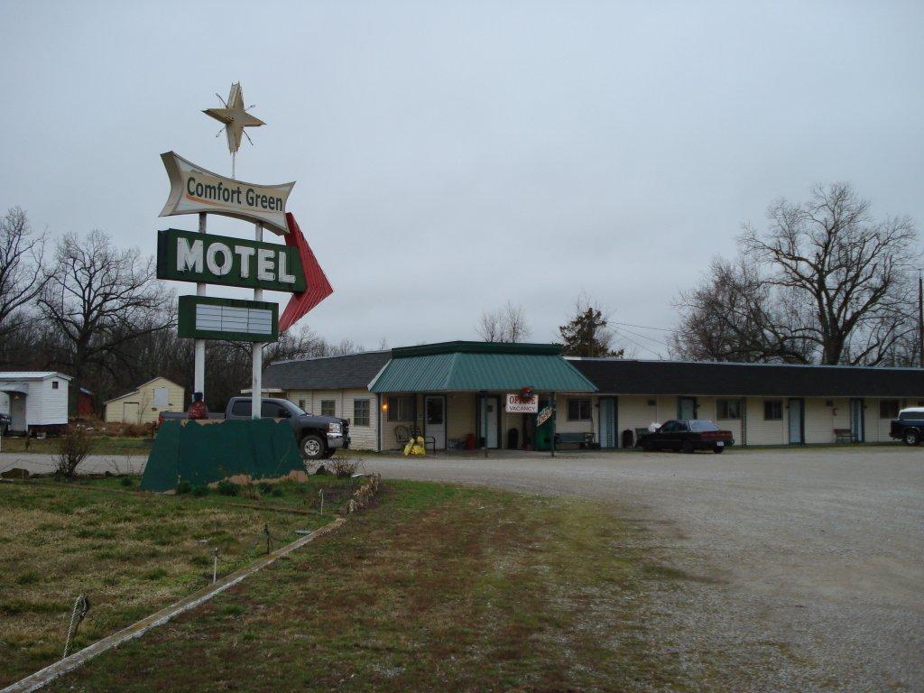 Comfort Green Motel Thayer ภายนอก รูปภาพ